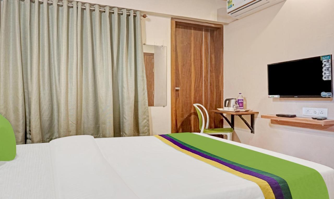 Treebo Trip Sai Krupa Hotell Pune Exteriör bild