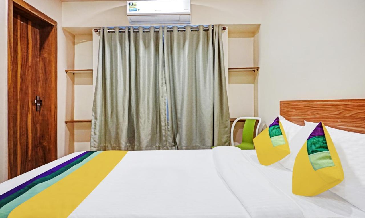 Treebo Trip Sai Krupa Hotell Pune Exteriör bild